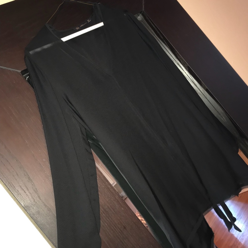 NWT Zara Basic Collection Black Blouse (M)